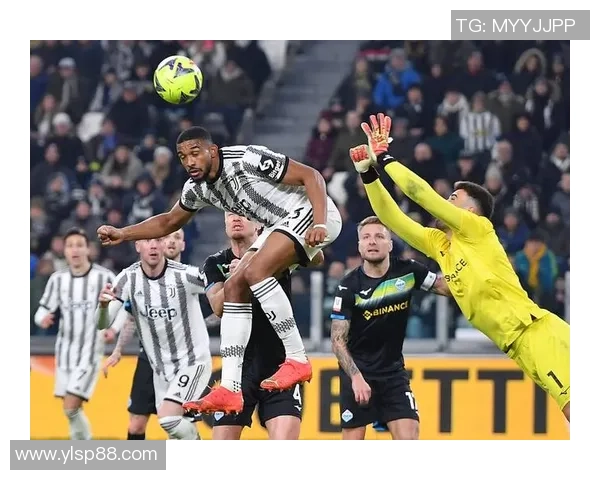 2003年尤文图斯与皇家马德里的经典对决回顾与分析