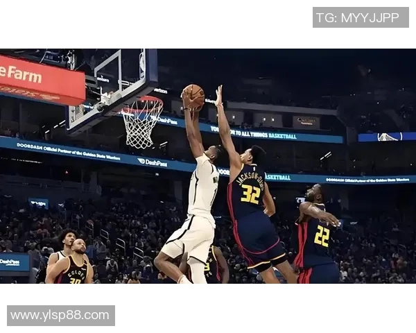 2012年NBA季后赛篮网与雷霆激战回顾精彩瞬间与关键时刻分析 2012年NBA季后赛篮网与雷霆激战回顾精彩瞬间与关键时刻分析