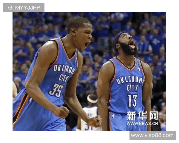 2015年西部雷霆与小牛激战回顾：一场经典对决的精彩瞬间与战术分析